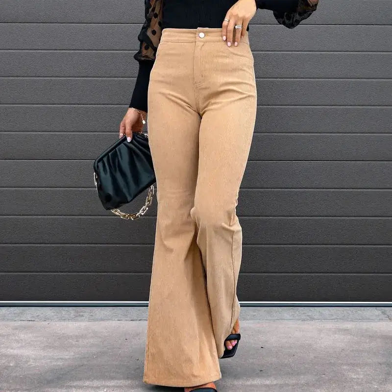 Women’s pants and trousers UK in stylish, comfortable fits. Available in various cuts and fabrics to suit your style and comfort needs.
