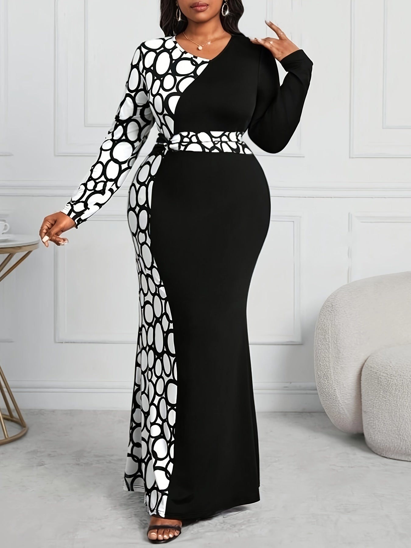 Plus Size Geo Print Color Block Dress with Long Sleeves and V-Neck for Women's Elegant Wear