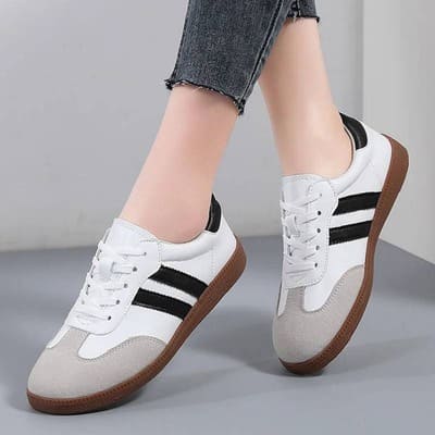  White/black classic sneakers top-down cushioned comfort UK