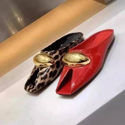 Women's leather summer slippers with fish mouth design & metal buckle – chic flat mules from FTF Market UK