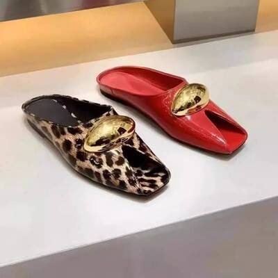 Women's leather summer slippers with fish mouth design & metal buckle – chic flat mules from FTF Market UK