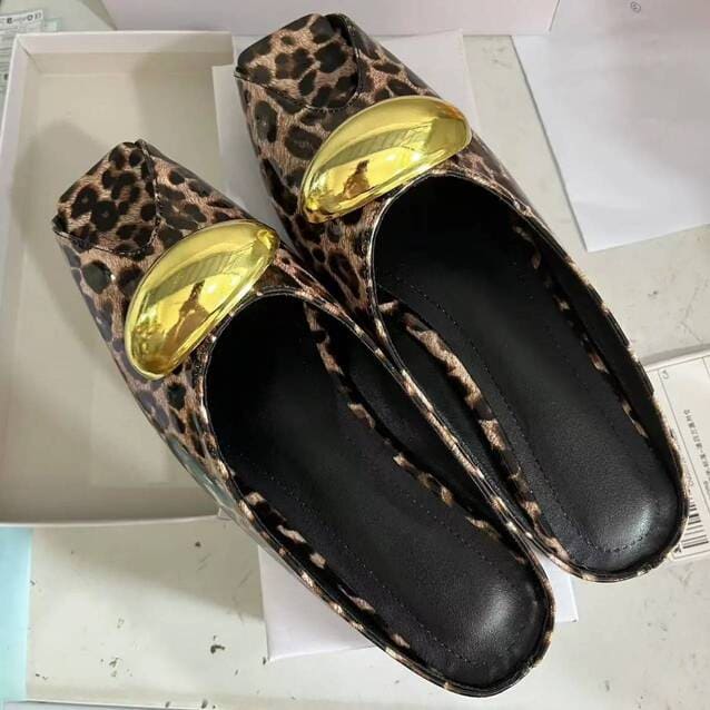 Baowen/Leopard women's leather summer slippers with fish mouth design & metal buckle – chic flat mules from FTF Market UK