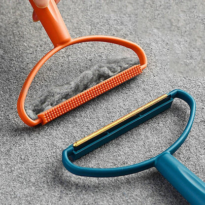 Double-sided lint remover brush for clothes and pet hair