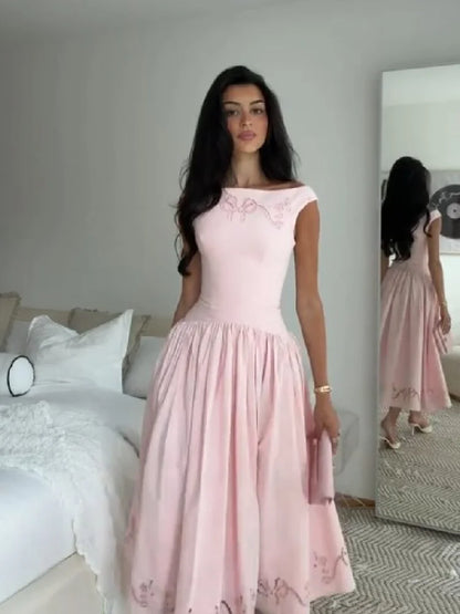 Elegant Knit Midi Dress – Button Detail & Elastic Waist