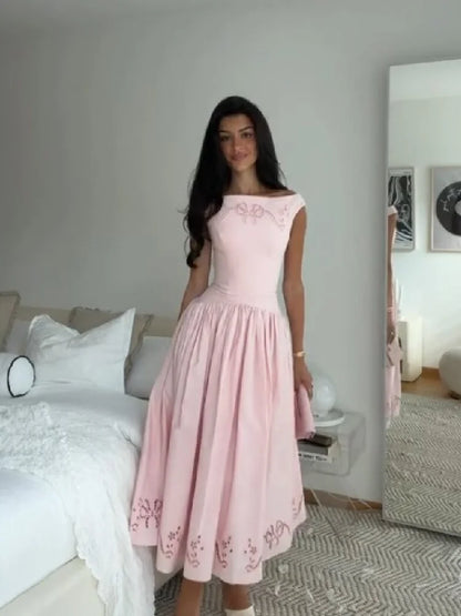 Elegant Knit Midi Dress – Button Detail & Elastic Waist