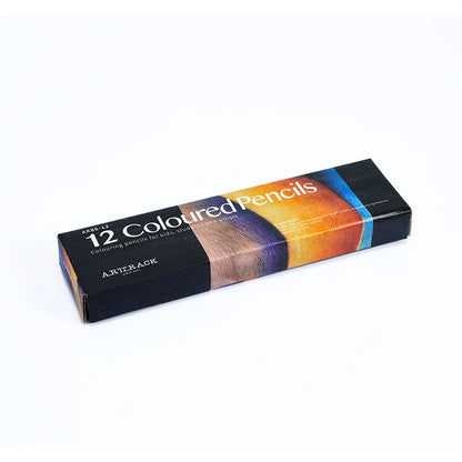 Box of 12 coloured pencils with a colorful design on a white background. Set crayons de couleur bois 12-72 pcs, colorés et vibrants pour dessin, écriture, fournitures scolaires et art. Qualité pro UK FTF Market.