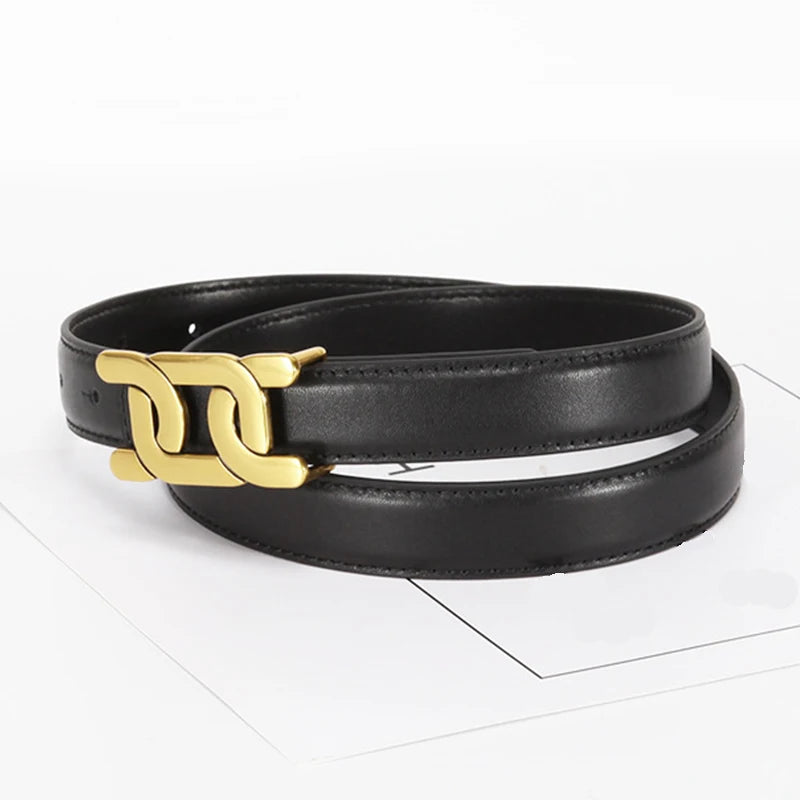 Black belt with a gold buckle on a white background. Women’s retro fashion belt with 2.4cm PU strap, solid alloy buckle for jeans, skirts, and pants. Trendy UK accessory for casual and chic looks.