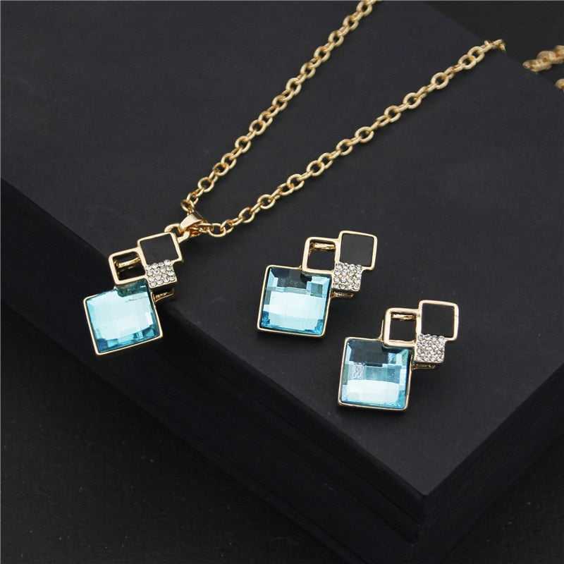 Elegant Crystal Pendant Necklace and Earrings Set - FTF Market Luxury Jewelry